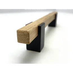 Maniglia in legno ALVEA / Rovere verniciato