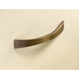 Maniglia PINO / ottone anticato