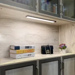 Luce LED sottopensile con sensore YASMINE / Nero opaco