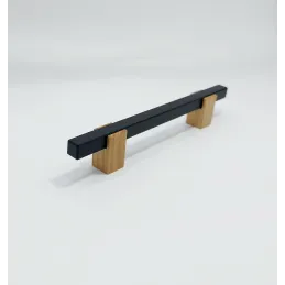 Maniglia in legno LEO / Nero - faggio naturale