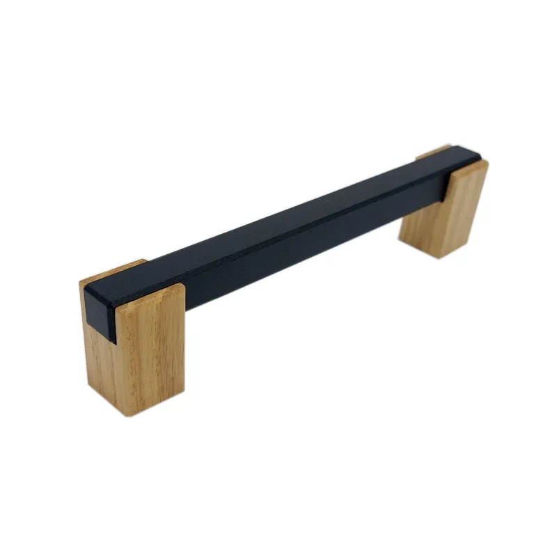 Maniglia in legno LEO II / Nero - faggio naturale