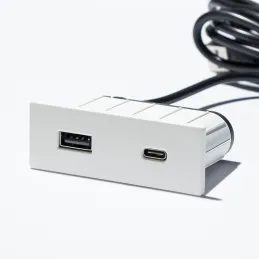 Presa elettrica con caricatore USB Square A+C / Bianco opaco