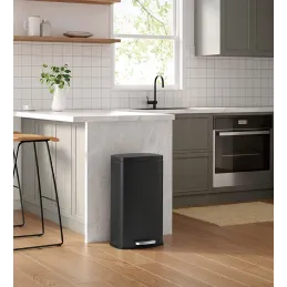 Pattumiera STING a pedale 30 L / Nero opaco