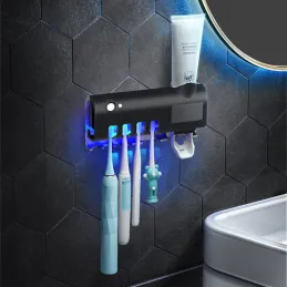 Portaspazzolini esclusivo con sterilizzazione UV e dispenser / Nero opaco