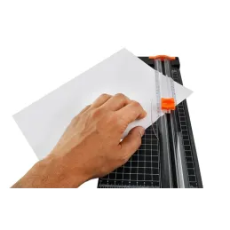 Taglierina per carta EASY / Nera