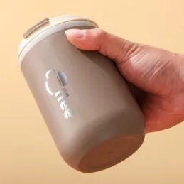 Borraccia termica di design con cannuccia GLAMM 500 ml / Marrone