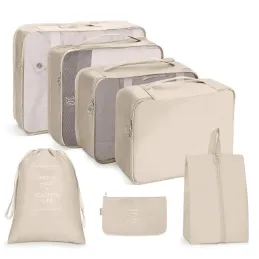 Set da viaggio da 7 pezzi per abbigliamento e cosmetici TRAVEL / Crema