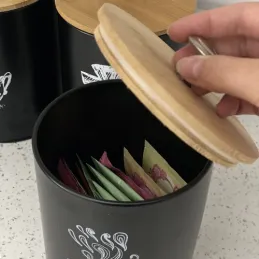 Set di 4 contenitori da cucina ALTERO / Nero opaco