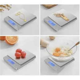 We need translate but no text? Actually title given. Need Italian. Preserve slash. "Bilancia da cucina da 2 kg con display e con