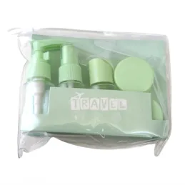 Set da viaggio di contenitori e flaconi per cosmetici HOLIDAY / Verde