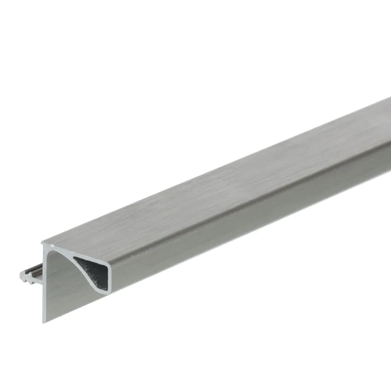 Profilo maniglia orizzontale sotto le ante superiori GOLIAN / Acciaio inox