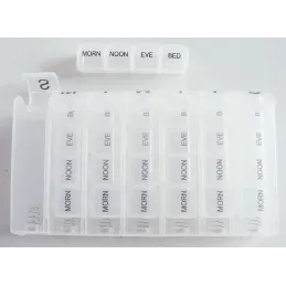 Esclusivo organizzatore e dosatore per farmaci PREVENT / Trasparente