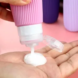 Set da viaggio di flaconi in silicone per cosmetici EMPORA / Rosa