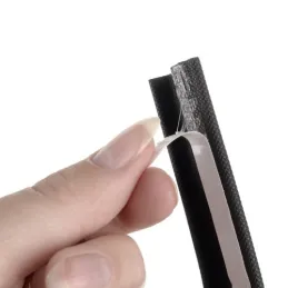 Guarnizione autoadesiva per finestre e porte 4000 mm / Nera