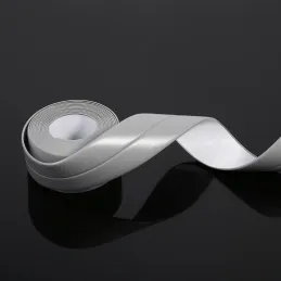 Guarnizione autoadesiva per cucina e bagno 2,2 m / Grigio
