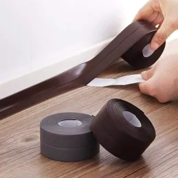 Guarnizione autoadesiva per cucina e bagno 2,2 m / Marrone