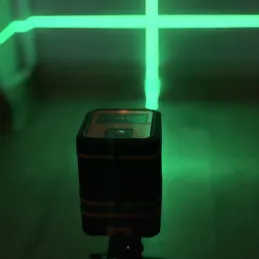 Livella laser a linee incrociate con supporto