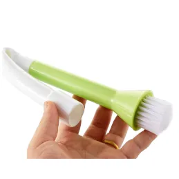 Accessorio per rubinetto per lavare con spazzola / Colorato