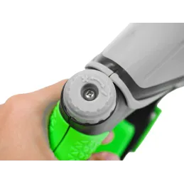 Pistola ad alta pressione per il lavaggio dell’auto con serbatoio per detergente / Verde