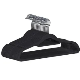 Set di 20 grucce con intagli / Nero