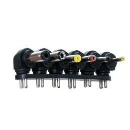 Alimentatore universale con 6 connettori da 3-12 V + USB / Nero