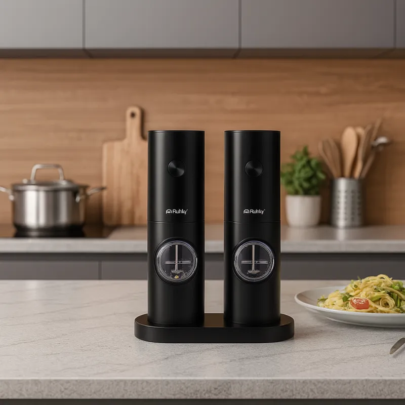 Set di 2 macinini elettrici in ceramica per sale e pepe / Nero opaco