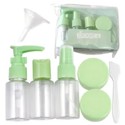 Set da viaggio di contenitori e flaconi per cosmetici HOLIDAY / Verde