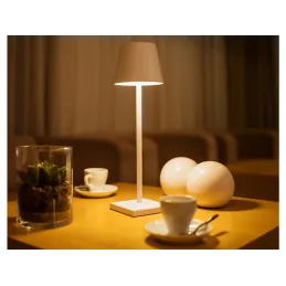 Lampada da tavolo decorativa con accensione touch e dimmer ZEUS / Dorata