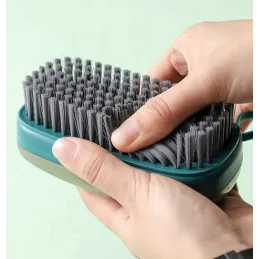Spazzola per pulizia con dosatore di detergente CLEARE
