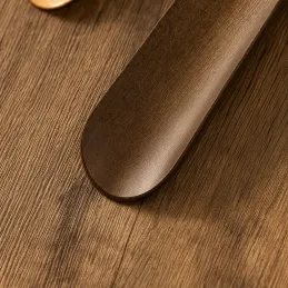 Calzascarpe magnetico MAGNETA WOOD / Noce americano