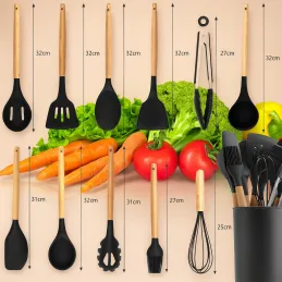 Set di 11 utensili da cucina / Nero - legno naturale