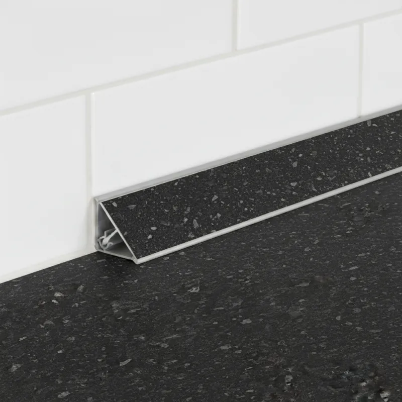 Profilo di finitura KRONOSPAN Flint Nero opaco / K210 PE