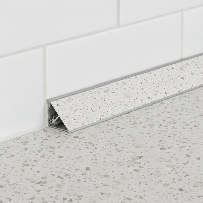 Bordo sigillante KRONOSPAN Mramor Terrazzo Light / K095