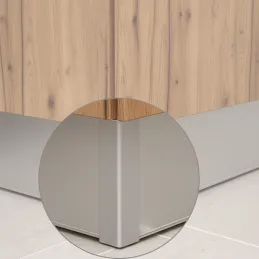 Giunto angolare per zoccolo da cucina 90° / Alluminio spazzolato