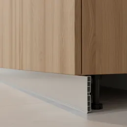 Zoccolo da cucina in plastica PAX / Alluminio spazzolato