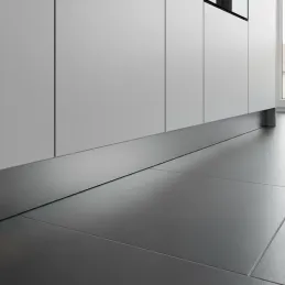 Zoccolo da cucina in plastica PAX / Acciaio inox spazzolato