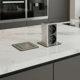 Presa estraibile SQUARE UP FRENCH 2x230V / Acciaio inox