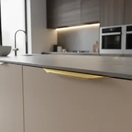 Maniglia per bordo dell’anta ALICANTE / Oro spazzolato