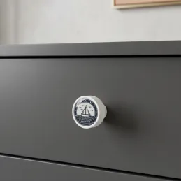 Pomello in legno ARSIA / Bianco – motivo barchetta