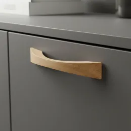 Maniglia in legno GALEOS / Rovere verniciato