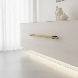 Maniglia in legno ALVEA / Rovere verniciato