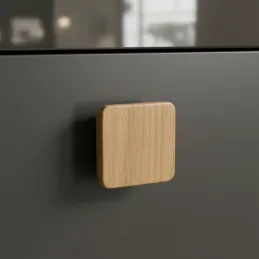 Maniglia in legno XANDER / Rovere verniciato