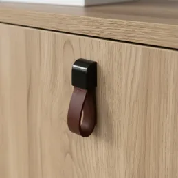 Maniglia a pomello in pelle LEATY / Nero – pelle marrone