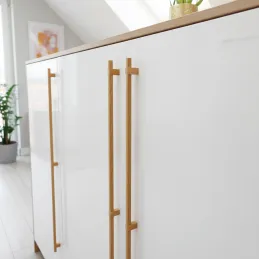 Maniglia in legno LEO / Rovere naturale
