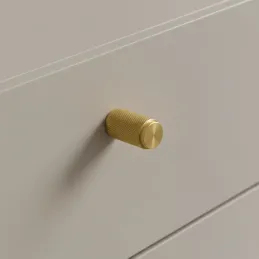 Pomolo a bottone LAYLA / Oro spazzolato