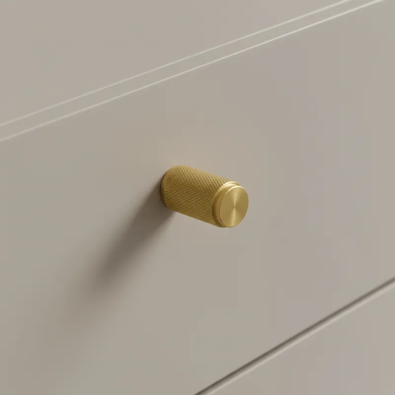 Pomolo a bottone LAYLA / Oro spazzolato