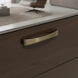 Maniglia VITTO / Patina dorata spazzolata