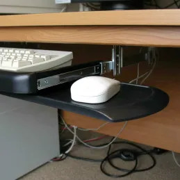 Ripiano estraibile per tastiera e mouse / Nero