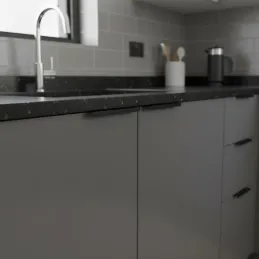 Maniglia per bordo dell’anta PADOVA / Nero opaco