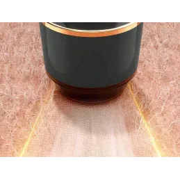 Leva pelucchi elettrico / Nero